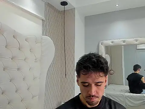 BrunoTurnerr – webcam-show