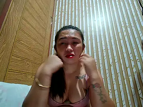 Онлайн чат XXX Simple_Asian