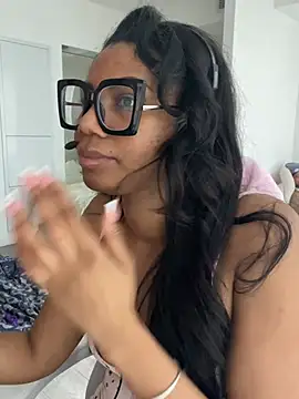 mialongxo webkamerás műsora