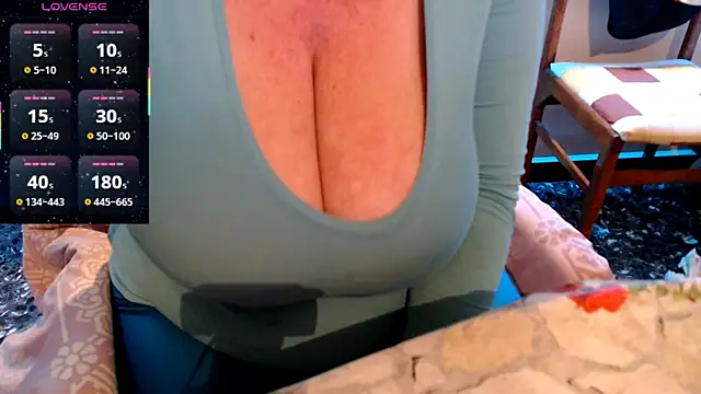 JennaDeluxen Live XXX chat