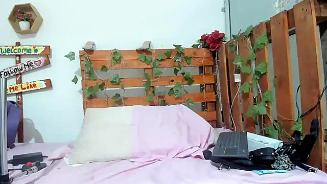 cris_dulce Live XXX Chat