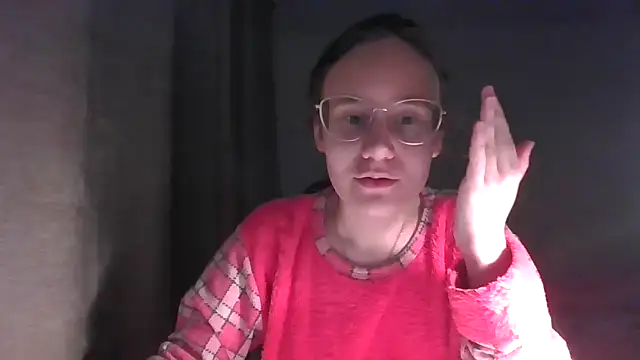 Show modela LuckySLove na web-kameri