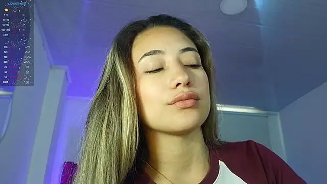 دردشة amy_ker_m الجنسية المباشرة