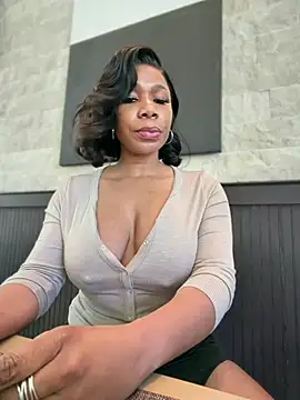 Belle___ Chat XXX in diretta