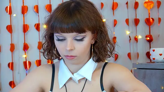 ElisabethDavis – Naživo XXX chat