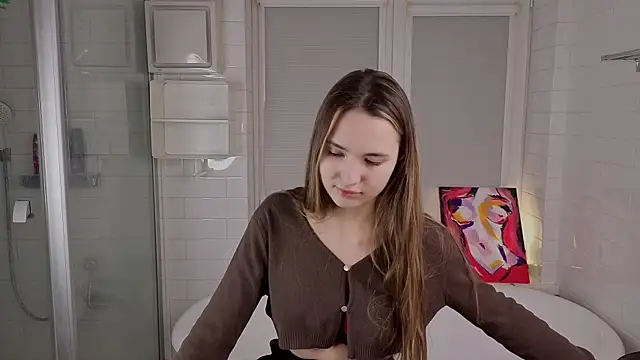 LeenaPuita Chat XXX in diretta