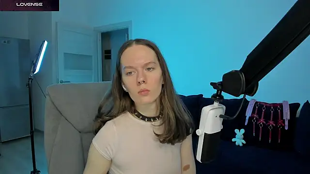 Goddess_of_Fertility Chat XXX in diretta