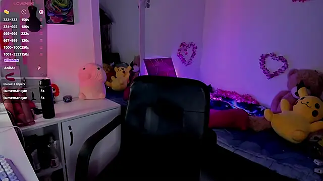 XXX chat uživo modela Alaska_colors7