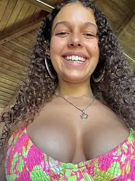 Rati_Curly Chat XXX in diretta