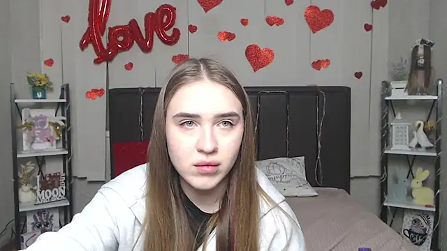 LauraHlot 即時 XXX 聊天