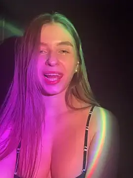 Nana_Rain: онлайн-секс-чат