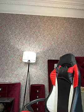 ellie_coy_: онлайн-секс-чат