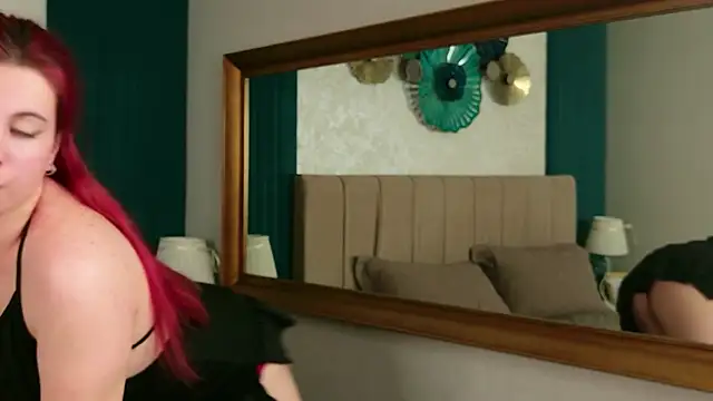 Akira_Halls 即時 XXX 聊天