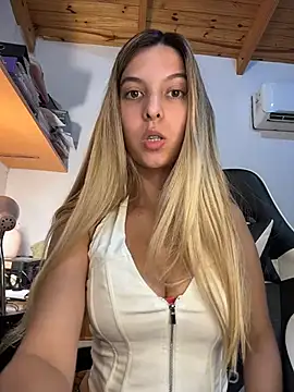 Nata_Kitty 即時 XXX 聊天