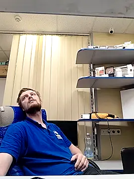 yurii_magic Show in webcam