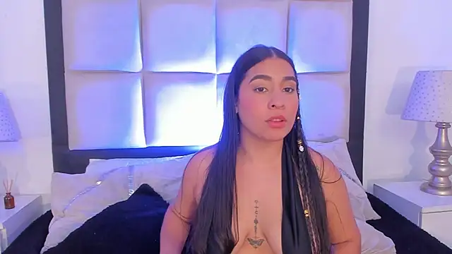 Chat +18 de SussyFox ao vivo