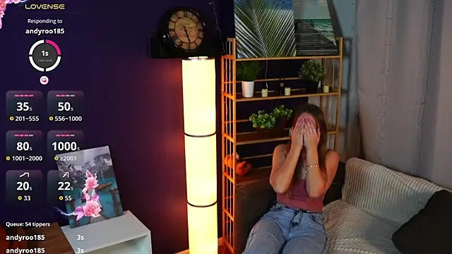 KaceyReddout Chat XXX in diretta