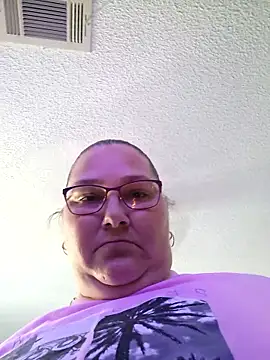 SexyNikki6969: онлайн-секс-чат