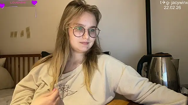 แชท XXX สดของ JacyWinslat