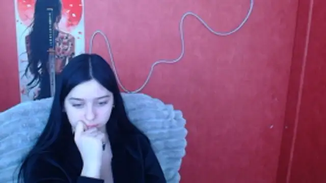 XXX chat uživo modela Lilu_May