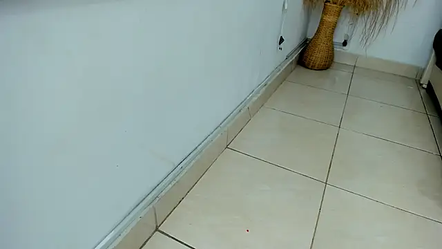 valeria_charris: απευθείας συνομιλία ΧΧΧ