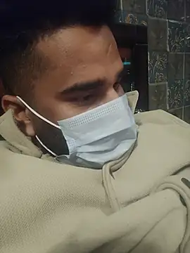 แชท XXX สดของ MrCurioX