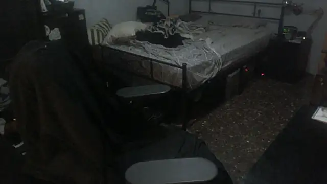 SexxxyLouis – Kamerová šou