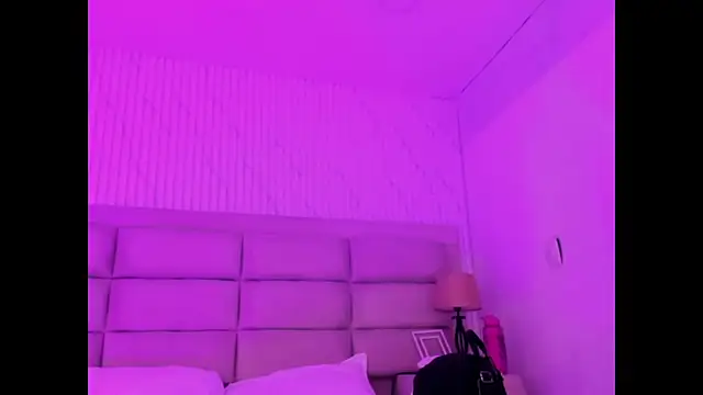 Czat XXX na żywo – CarolineFyre