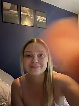 Sky25x – Live XXX-chat