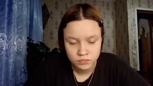 Pokazy przed kamerką – Ammymia