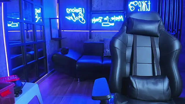 Valeriabigass 现场XXX聊天