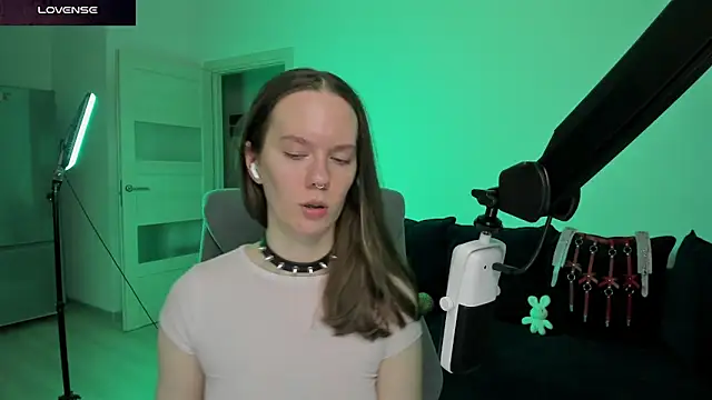 Goddess_of_Fertility 现场XXX聊天