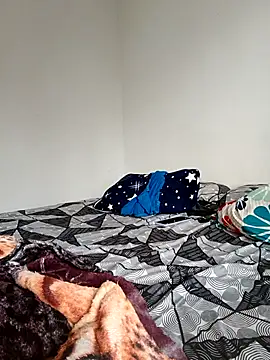 LEIRIS_Y_FRED_01 Adlı Modelin Canlı XXX Sohbeti