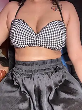 Squirt_Queen_X Live XXX-Chat