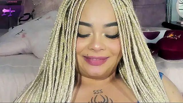 Živý XXX chat conny__curly