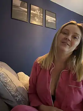 Sky25x: онлайн-секс-чат