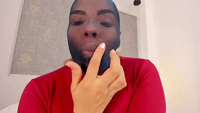 Sara_Gomez élő XXX-chatje