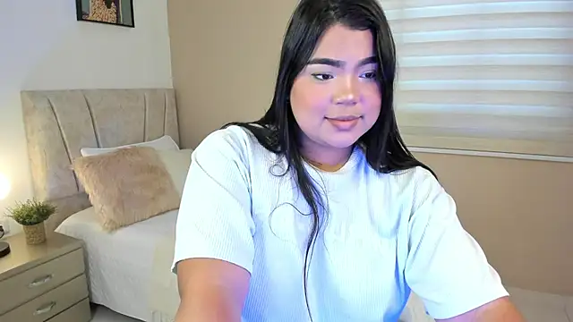 Shelsy_joys Adlı Modelin Canlı XXX Sohbeti