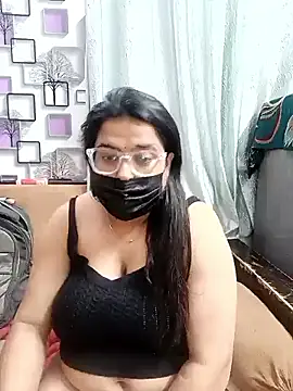 GangbangCouple 即時 XXX 聊天