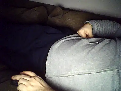 Anderrust Adlı Modelin Canlı XXX Sohbeti