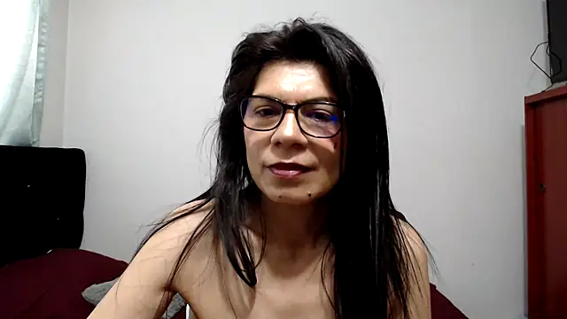 abrilsex23 Chat XXX in diretta