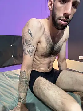 Pokazy przed kamerką – Karim_mansur