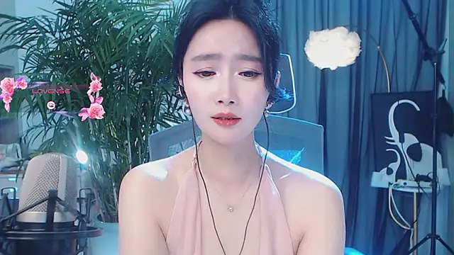 feifei-love 网络视讯表演