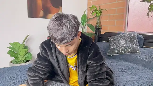 Chatroom XXX en direct de Andy_Belier23