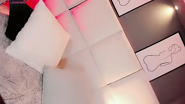 Kisses_Sophia Chat XXX live