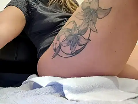 دردشة sweethotmilf888 الجنسية المباشرة