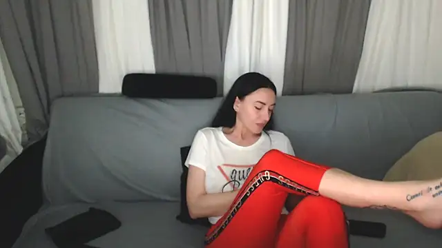 Chatroom XXX en direct de CloveLove