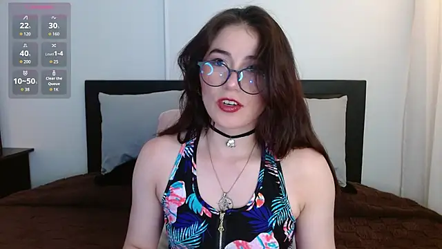 Chat +18 de Salma_Tori ao vivo