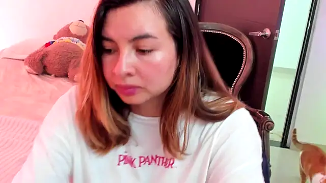 __Emma__11__Lecat_ – Naživo XXX chat