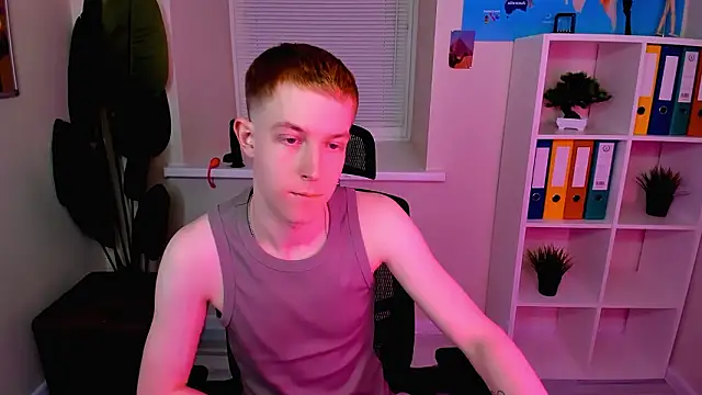 Dylan_Norton: απευθείας συνομιλία ΧΧΧ